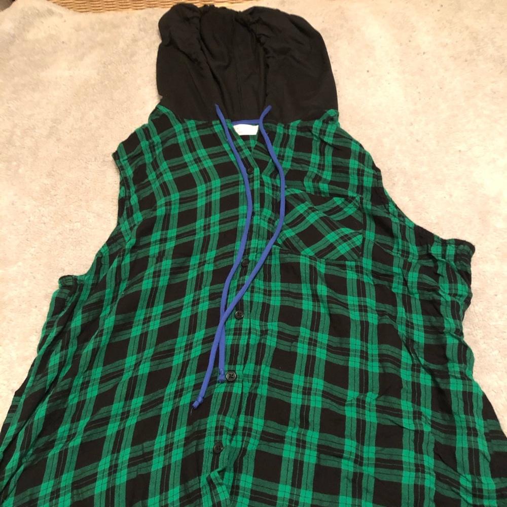 Super Cute Green Tank Top with Hoodie